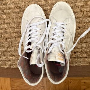 Vans x Lizzie Armanto Womens size 9